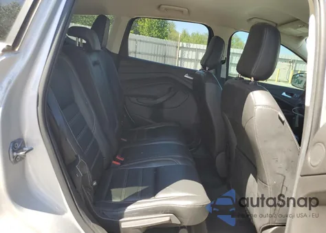 2019 Ford Escape Titanium из США, поврежденный, VIN 1FMCU0J92KUB62184